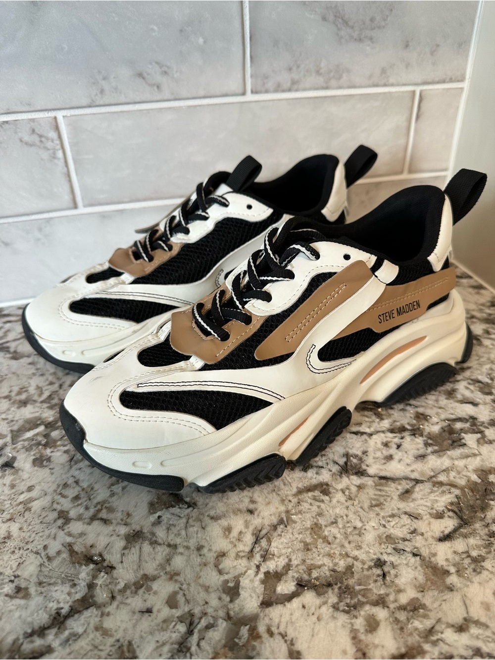Steve Madden Women's Posession Platform Sneaker